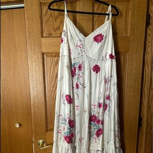 Torrid Floral maxi dress size 2
